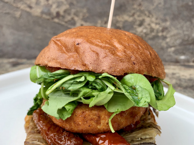 Queso frito vege burger