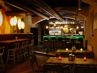 Bar 7