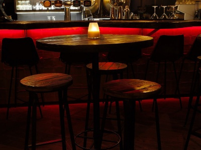 Bar 10