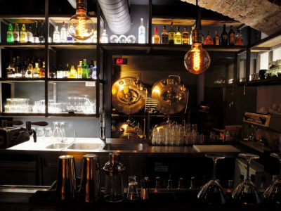 Bar 12
